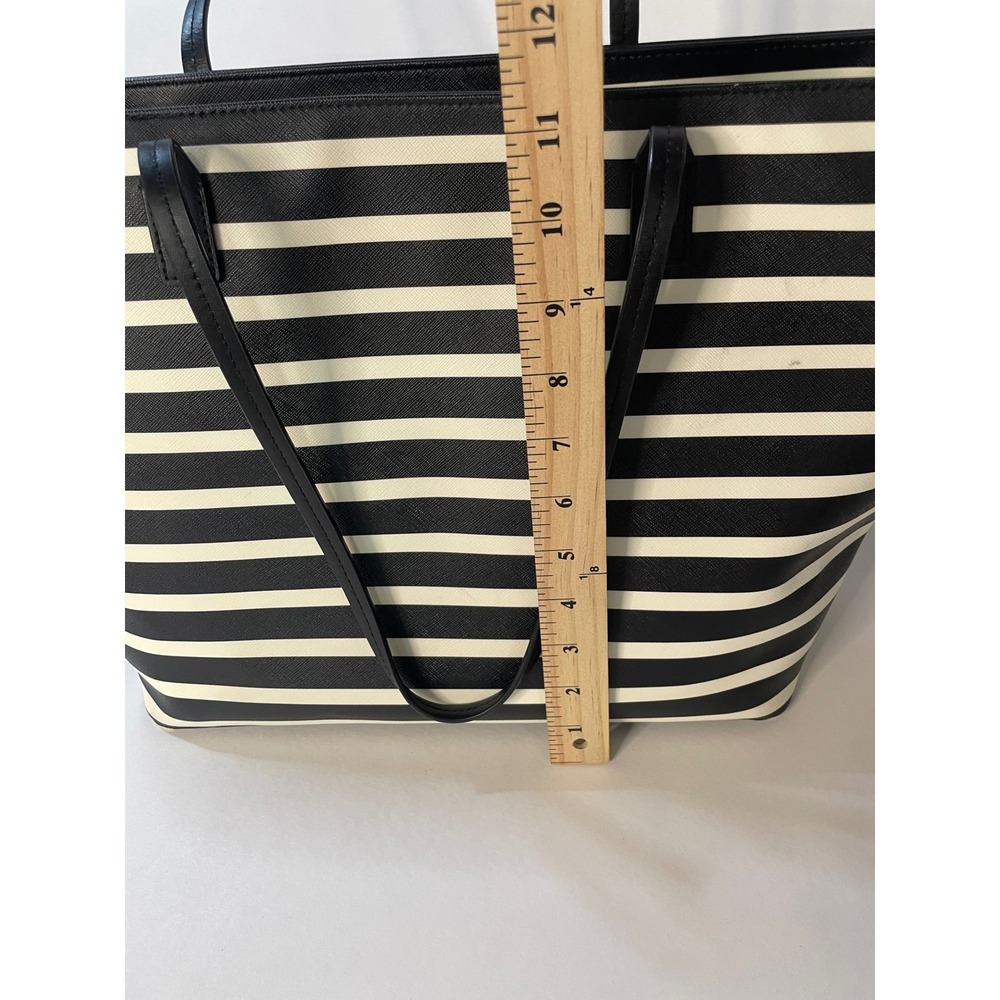 Kate Spade Tote Bag Womens Large Black White Excellent Striped Saffiano Leather - Picture 4 of 8